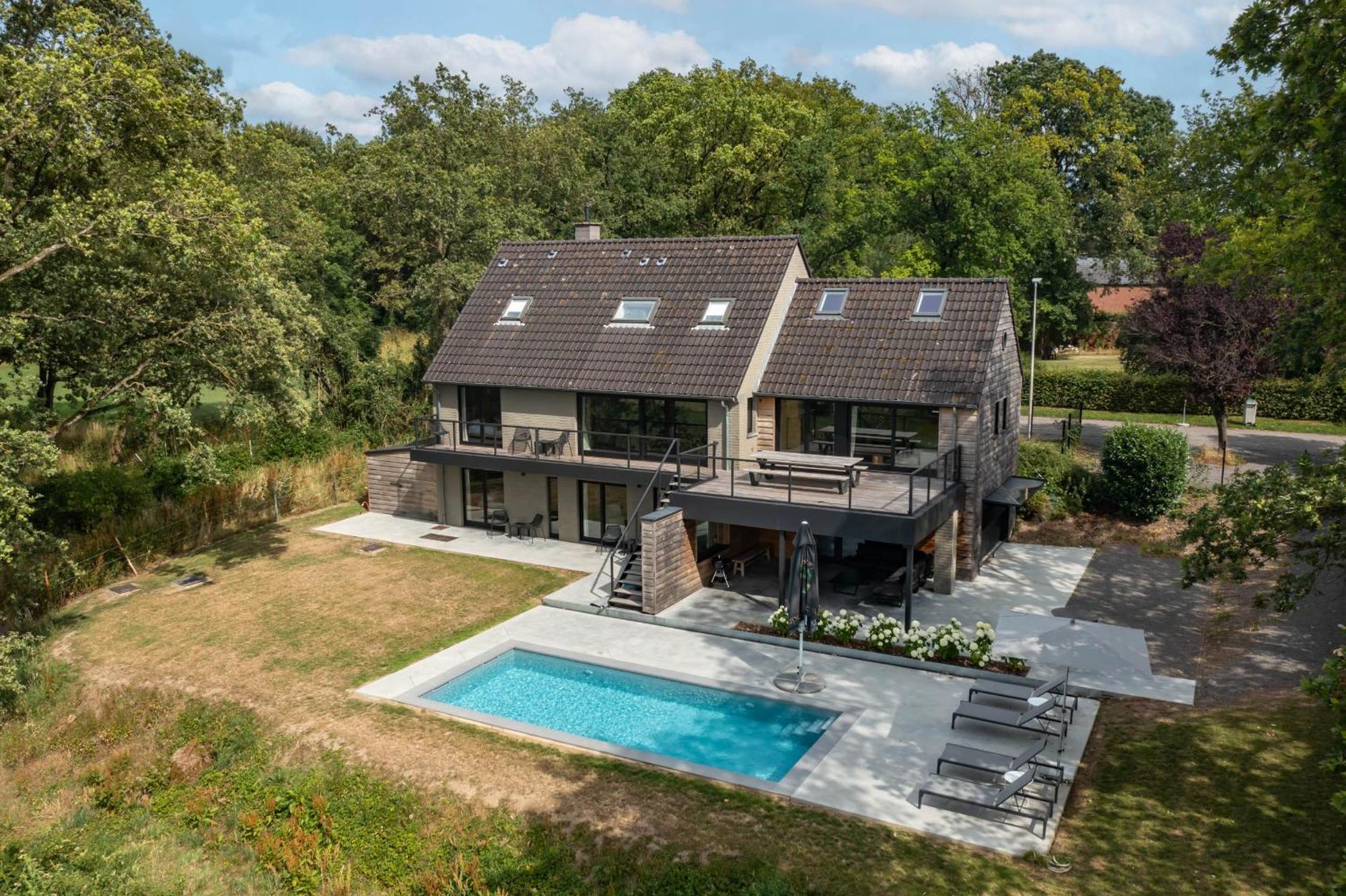 Gite 1 Maison Caerdinael - Gite 14 Personnes Sur Les Hauteurs De Durbuy Exterior photo
